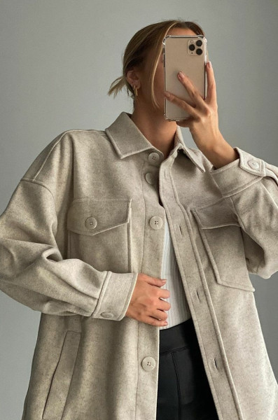 С чем носить пальто-рубашку: стильные образы с рубашкой-пальто – фото и видео