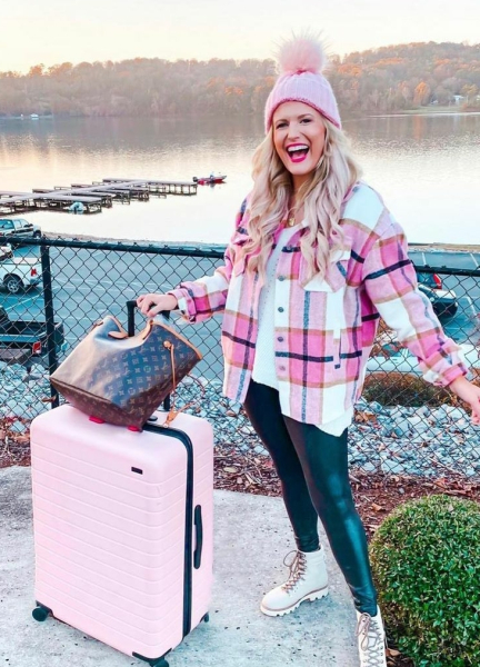 С чем носить пальто-рубашку: стильные образы с рубашкой-пальто – фото и видео